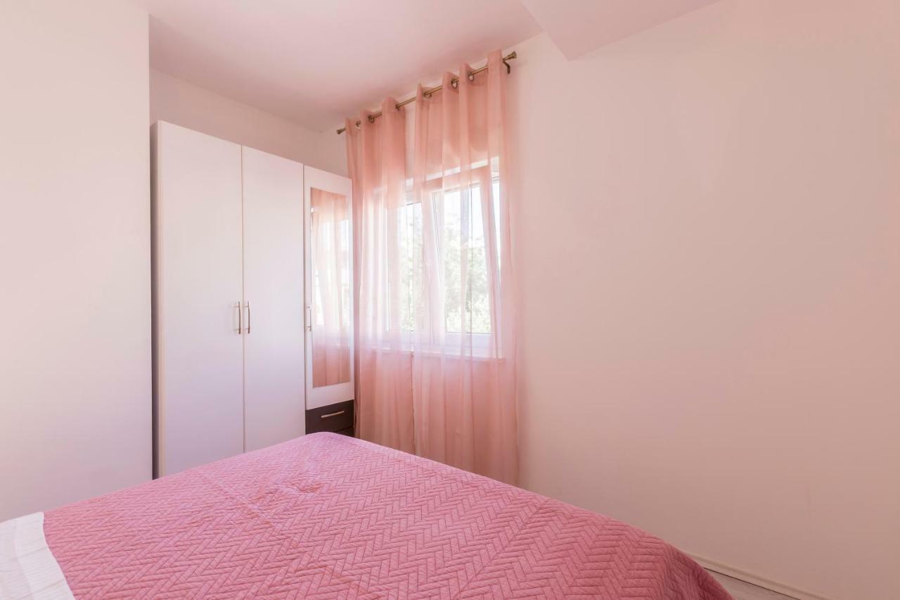 Apartments Karlo Podstrana Exterior photo