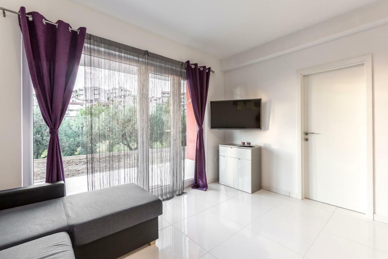 Apartments Karlo Podstrana Exterior photo