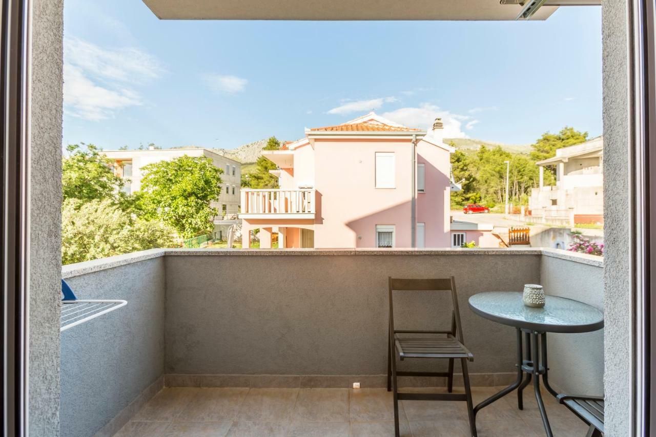 Apartments Karlo Podstrana Exterior photo