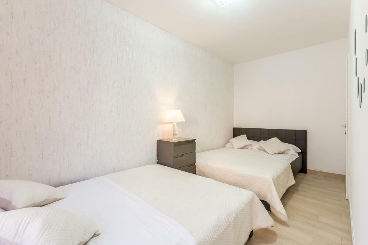 Apartments Karlo Podstrana Exterior photo