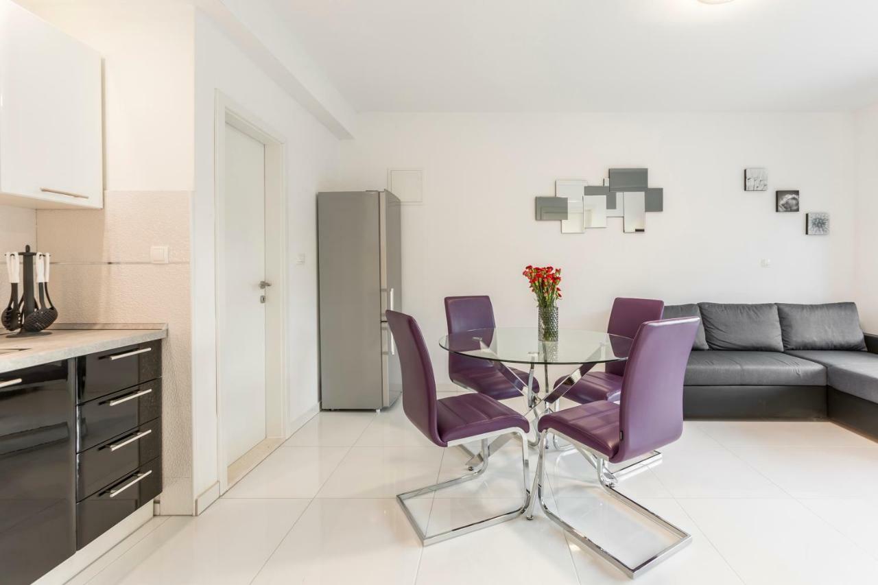Apartments Karlo Podstrana Exterior photo